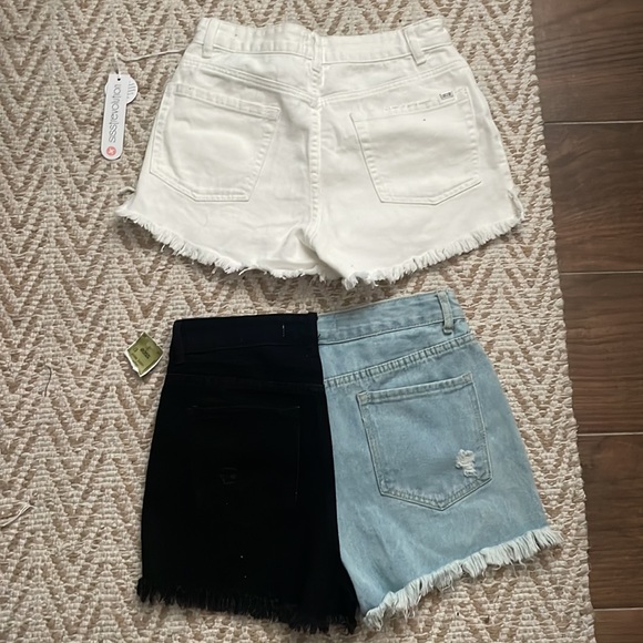 Two pair of Jean shorts - Picture 4 of 6